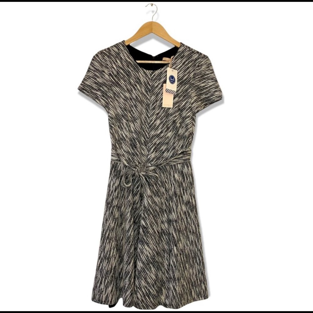 Anthropologie Hutch Dress NWT Avery Fit & Flare Black White Size M BEAUTIFUL! - Picture 2 of 11
